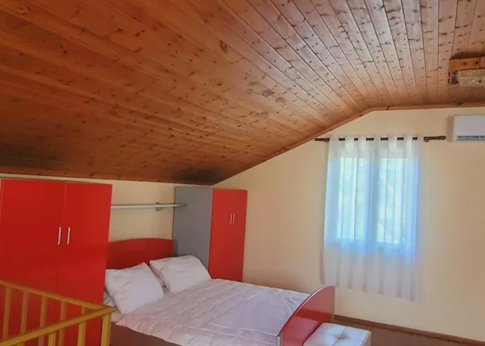 Rruga 6 Hébergement de vacances